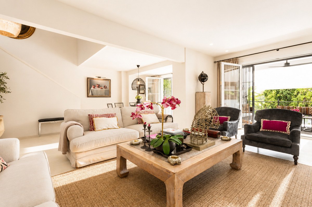 6 Bed Townhouse in Guadalmina Alta