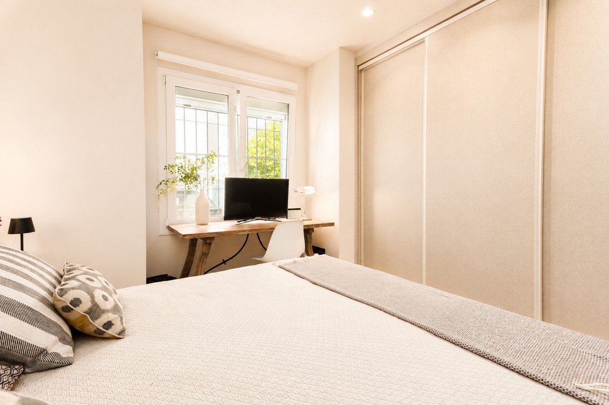 6 Bed Townhouse in Guadalmina Alta