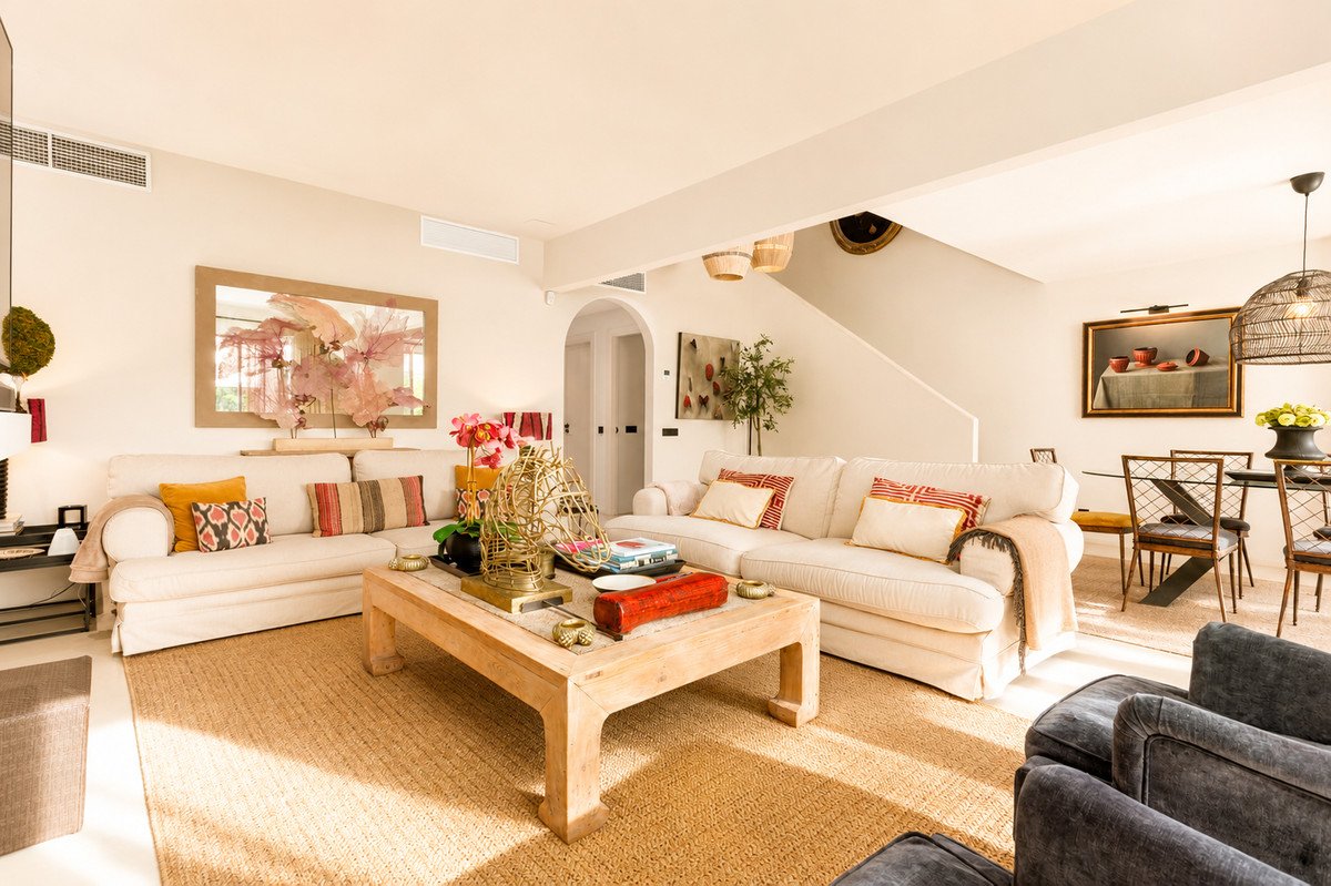 6 Bed Townhouse in Guadalmina Alta