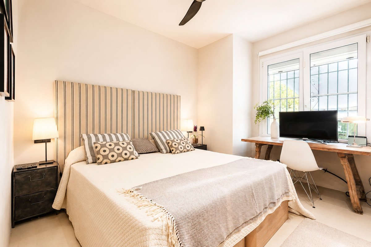 6 Bed Townhouse in Guadalmina Alta