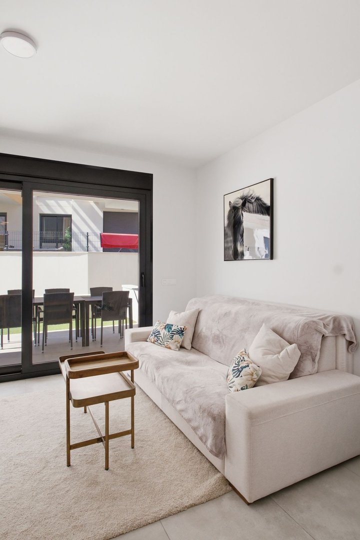 2 Bed Ground Floor Apartment in Villamartin