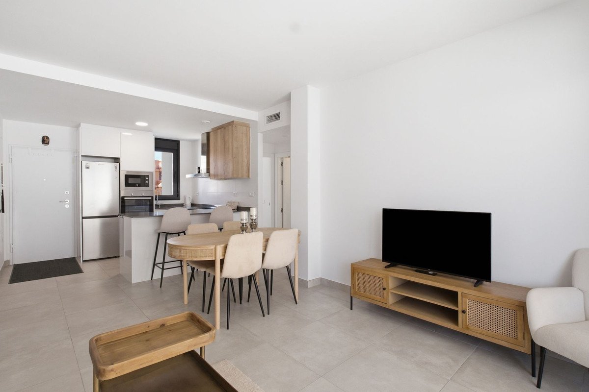 2 Bed Ground Floor Apartment in Villamartin