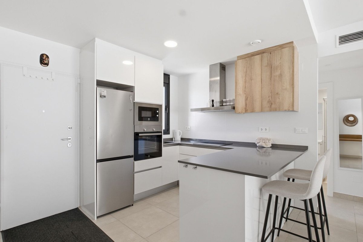 2 Bed Ground Floor Apartment in Villamartin