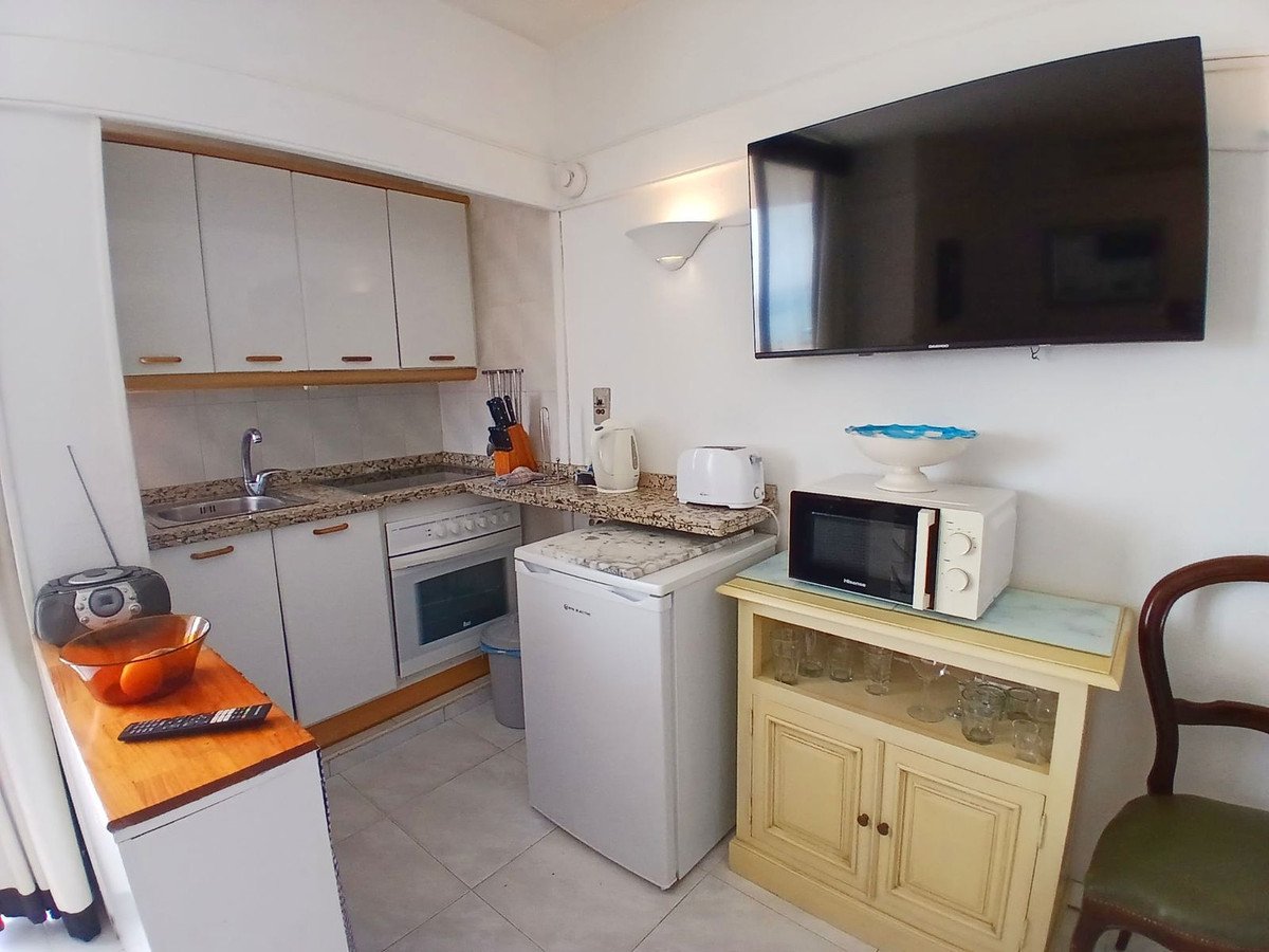 1 Bed Middle Floor Apartment in Fuengirola