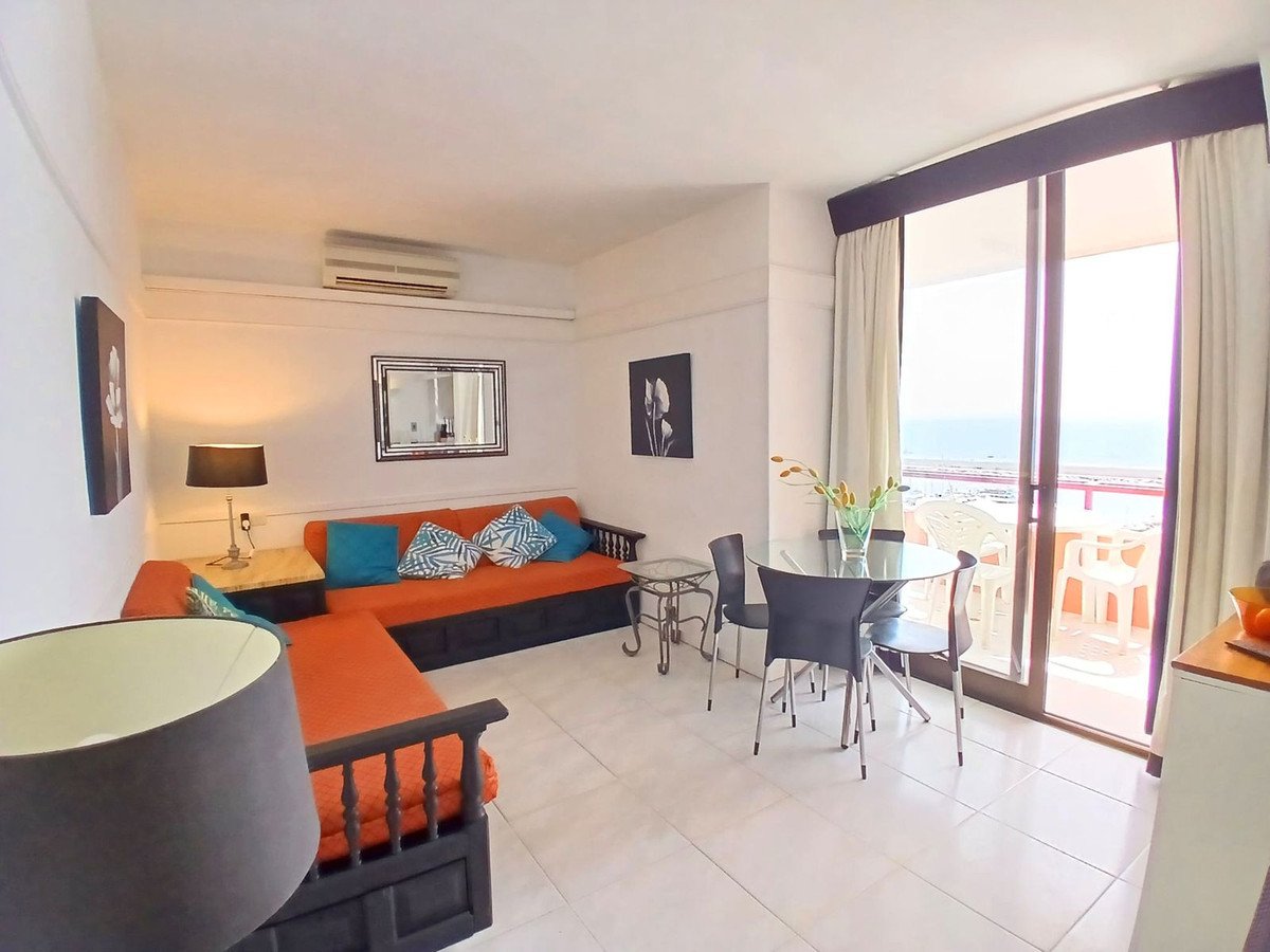 1 Bed Middle Floor Apartment in Fuengirola
