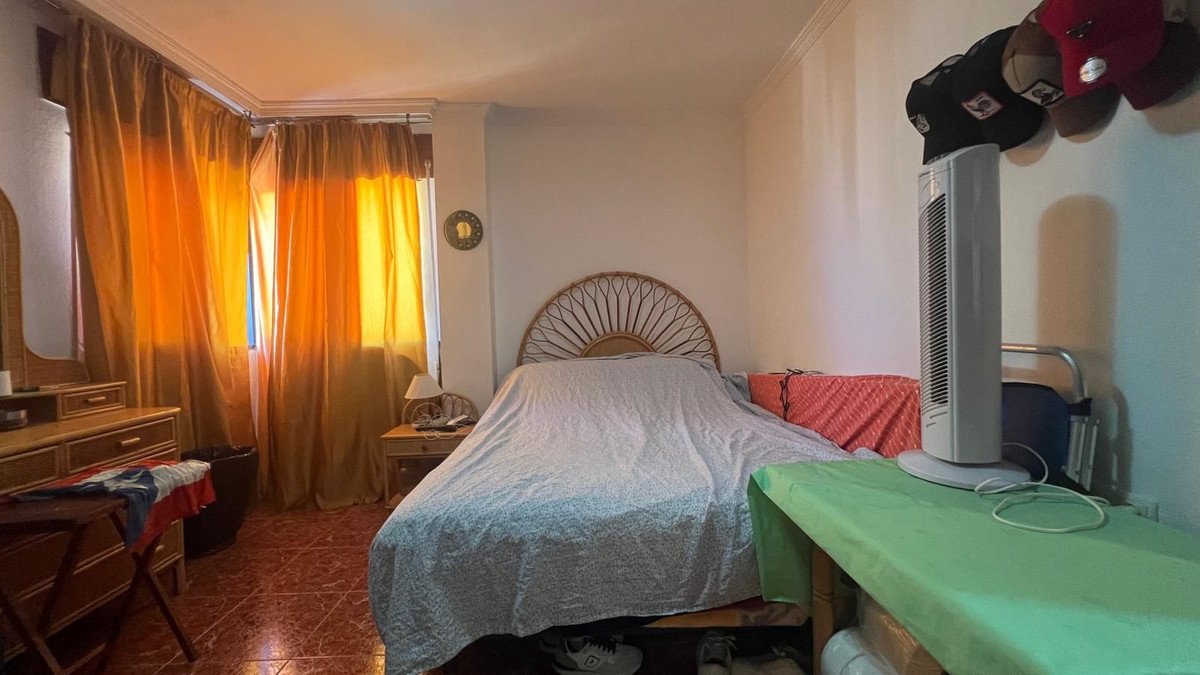 2 Bed Top Floor Apartment in Fuengirola