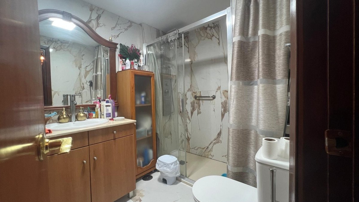 2 Bed Top Floor Apartment in Fuengirola