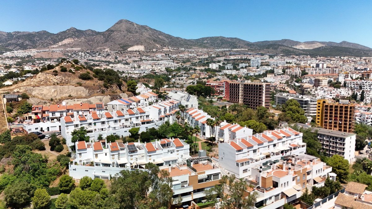 4 Bed Townhouse in Benalmadena
