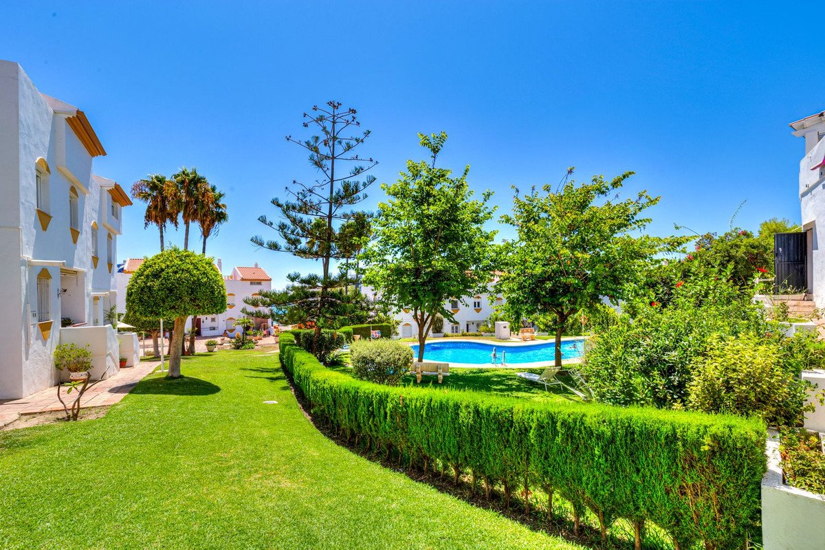 4 Bed Townhouse in Benalmadena