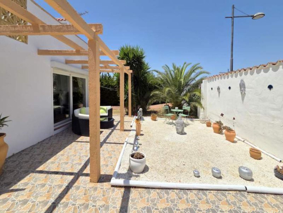 5 Bed Detached Villa in Manilva