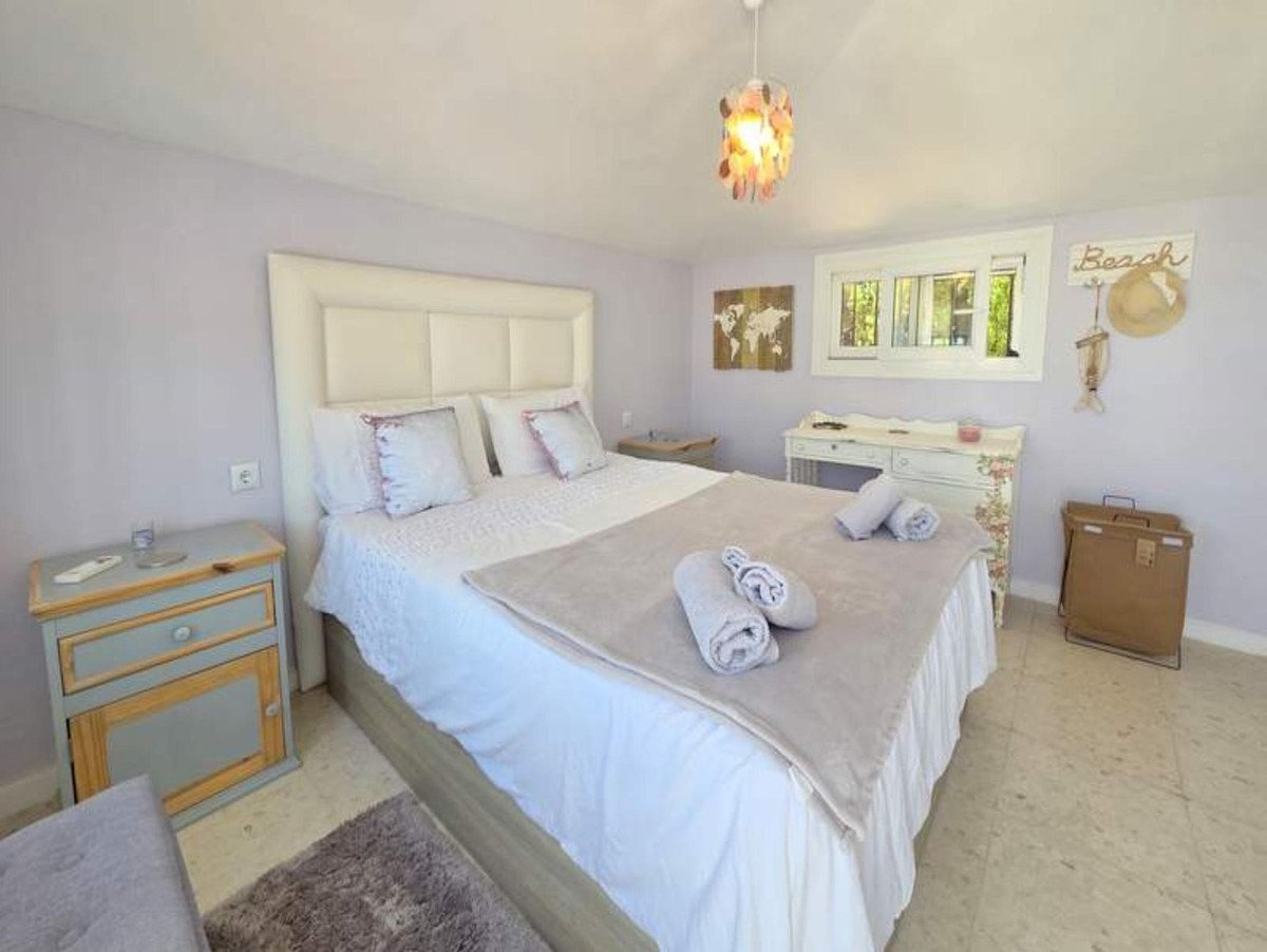 5 Bed Detached Villa in Manilva