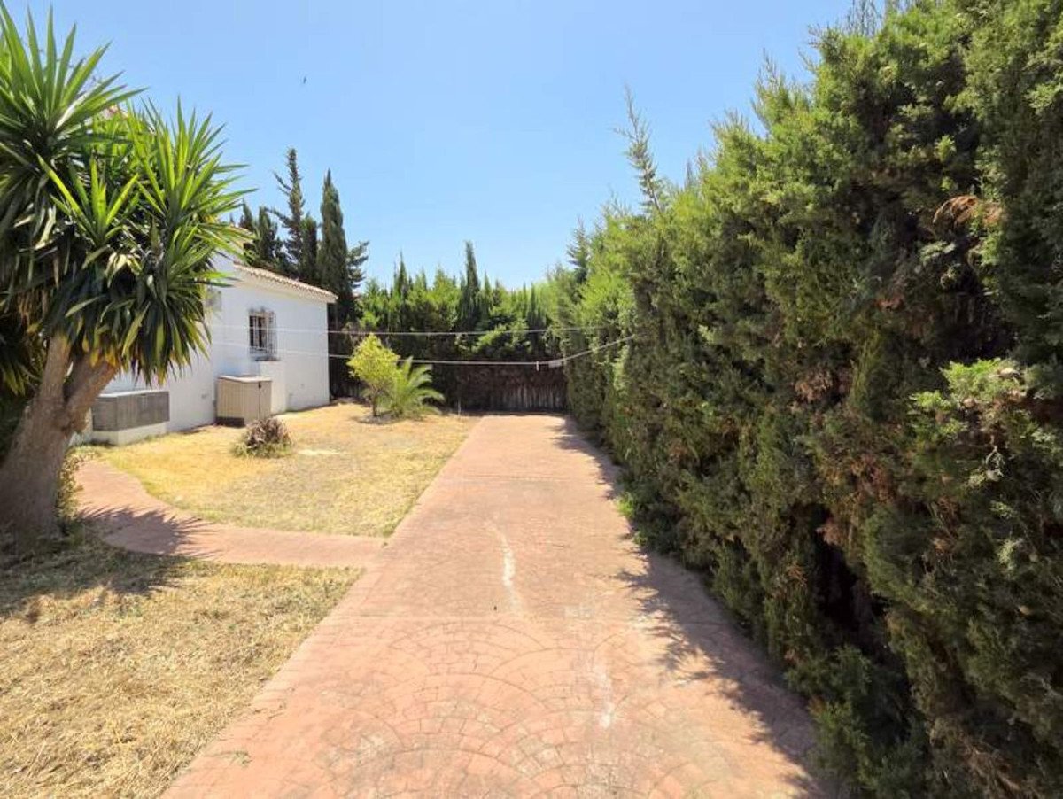 5 Bed Detached Villa in Manilva