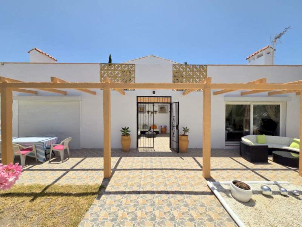 5 Bed Detached Villa in Manilva