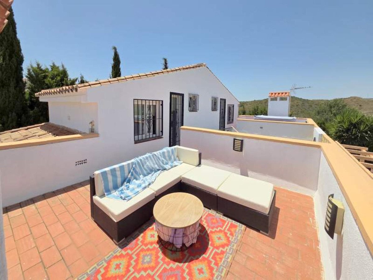 5 Bed Detached Villa in Manilva
