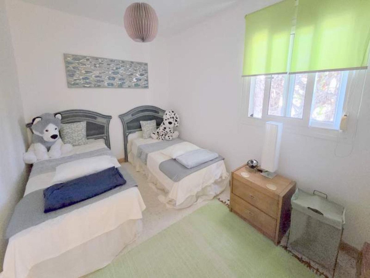 5 Bed Detached Villa in Manilva
