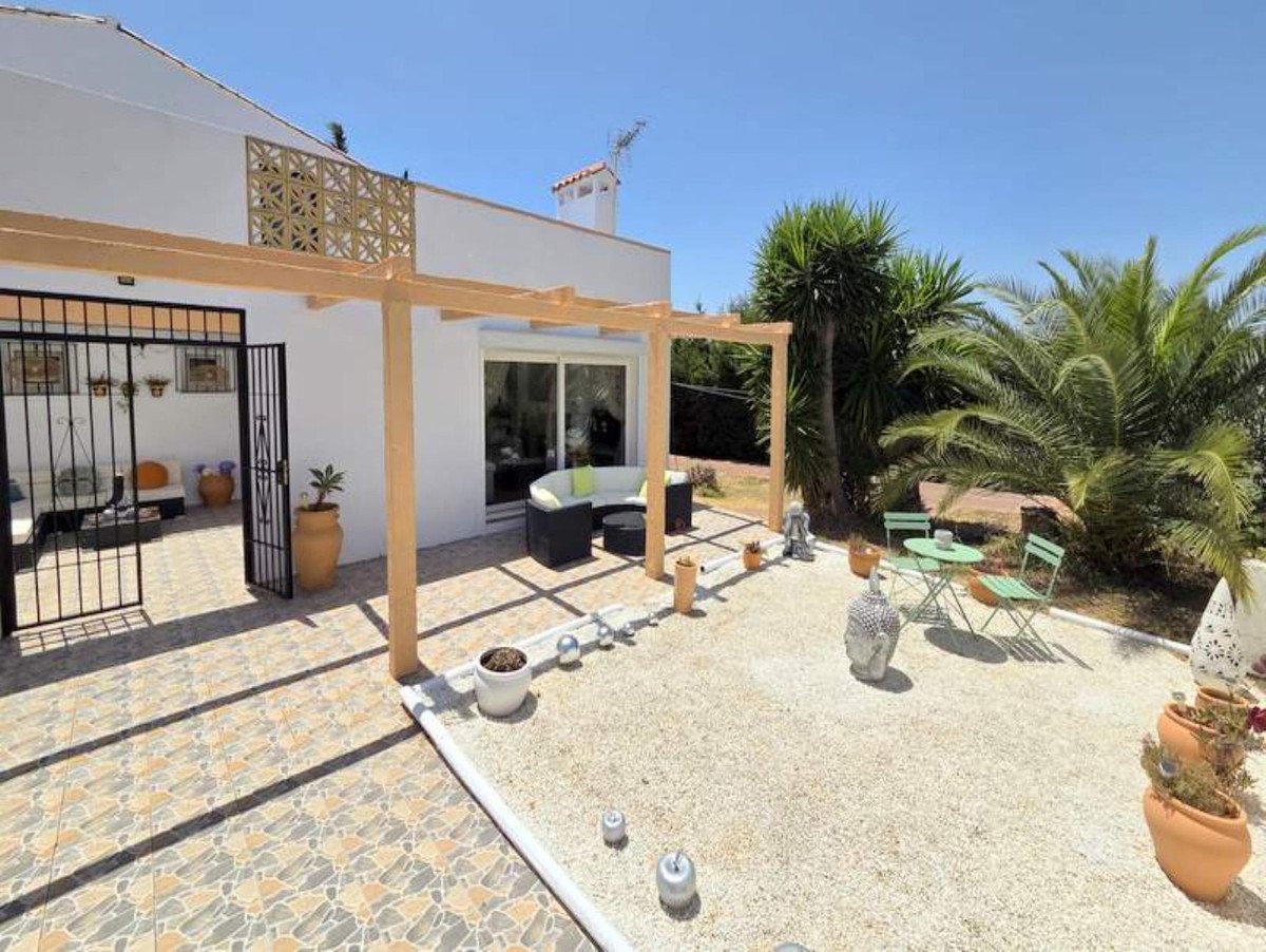 5 Bed Detached Villa in Manilva