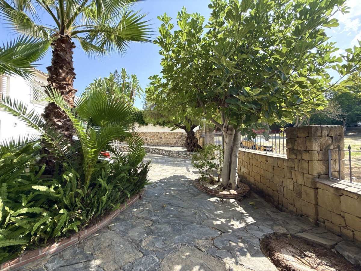 3 Bed Semi-Detached House in San Pedro de Alcántara