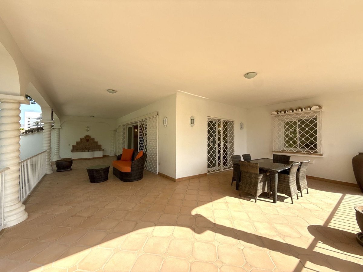 3 Bed Semi-Detached House in San Pedro de Alcántara