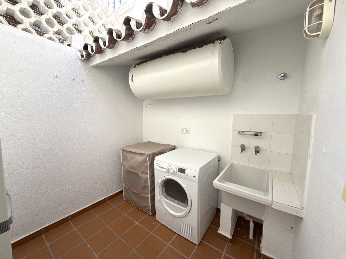 3 Bed Semi-Detached House in San Pedro de Alcántara