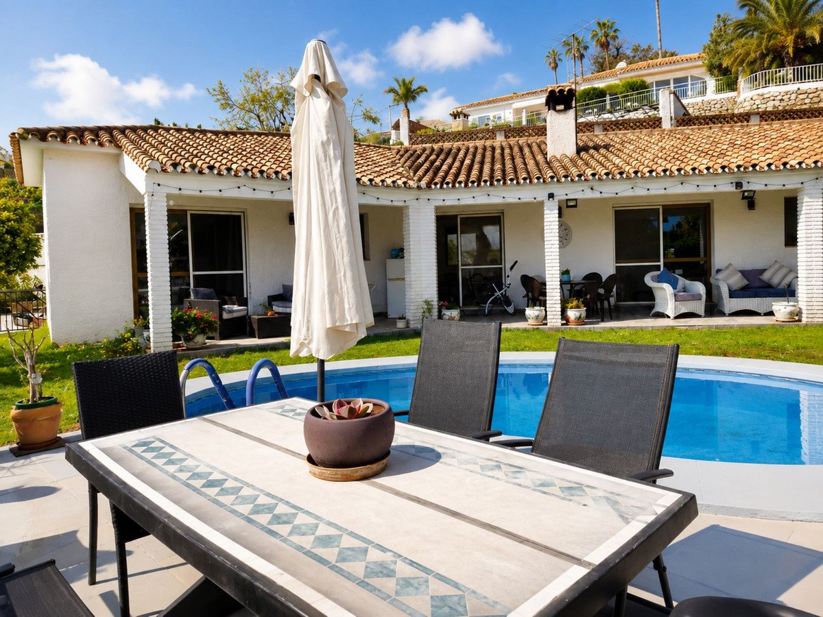 3 Bed Detached Villa in Benalmadena