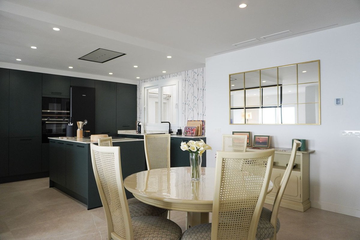 3 Bed Middle Floor Apartment in Fuengirola