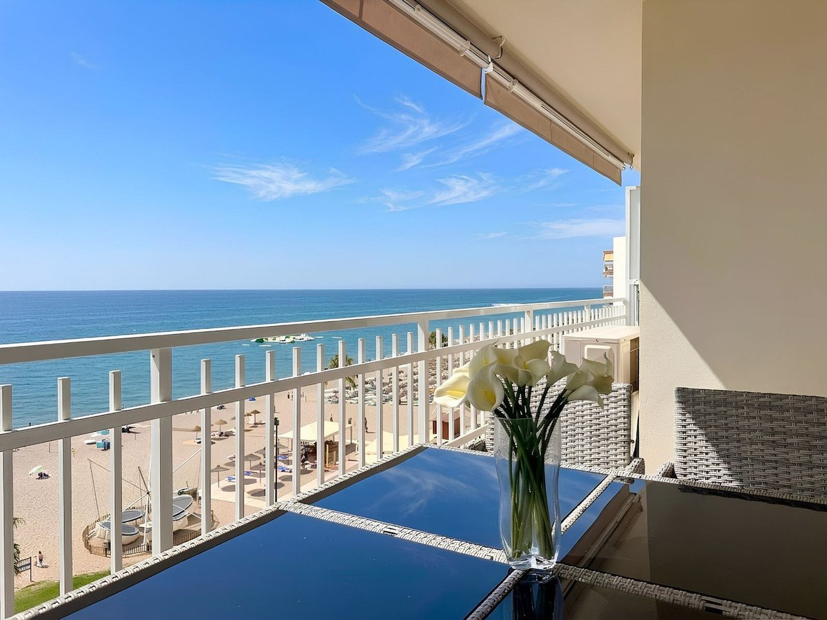 3 Bed Middle Floor Apartment in Fuengirola