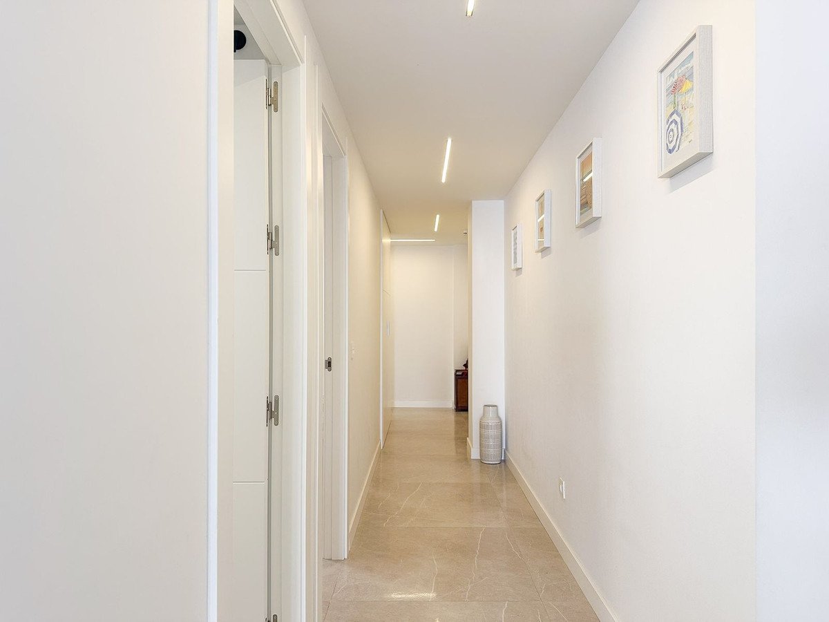 3 Bed Middle Floor Apartment in Fuengirola