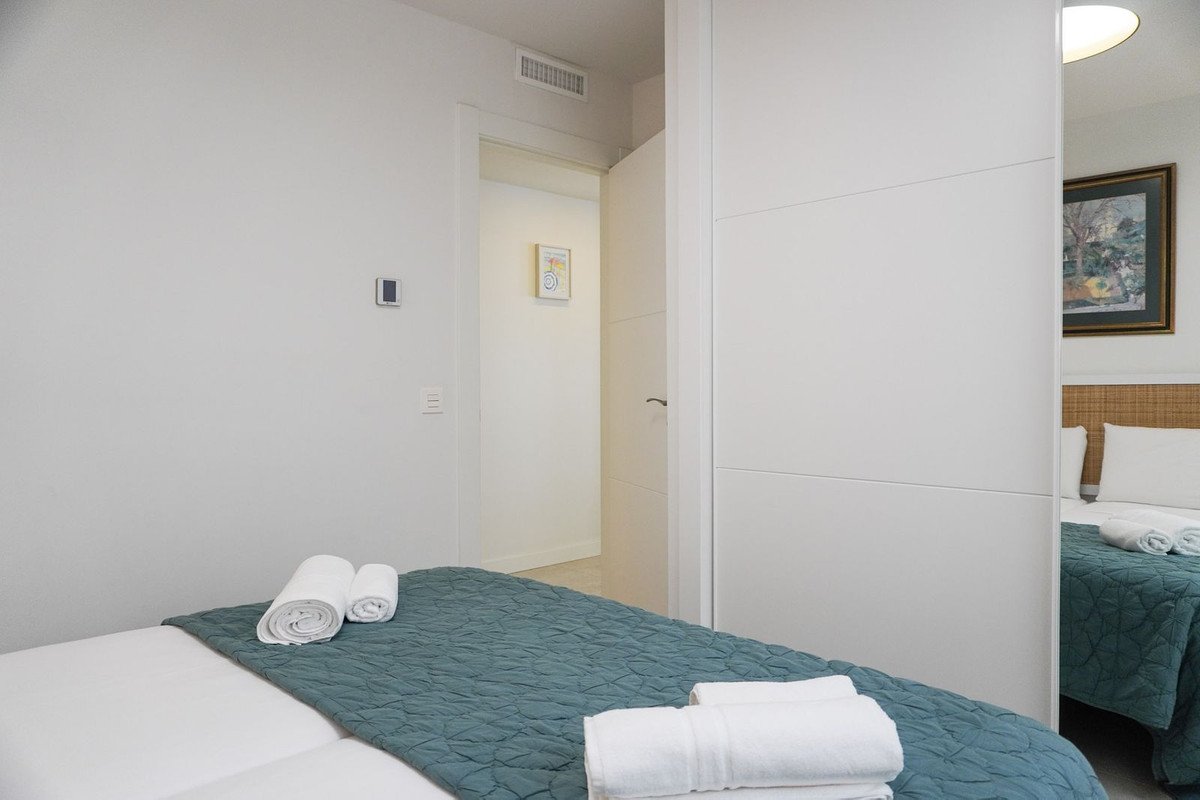 3 Bed Middle Floor Apartment in Fuengirola