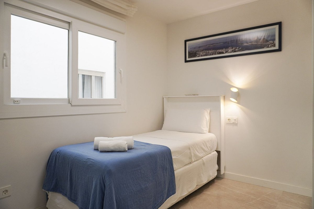 3 Bed Middle Floor Apartment in Fuengirola