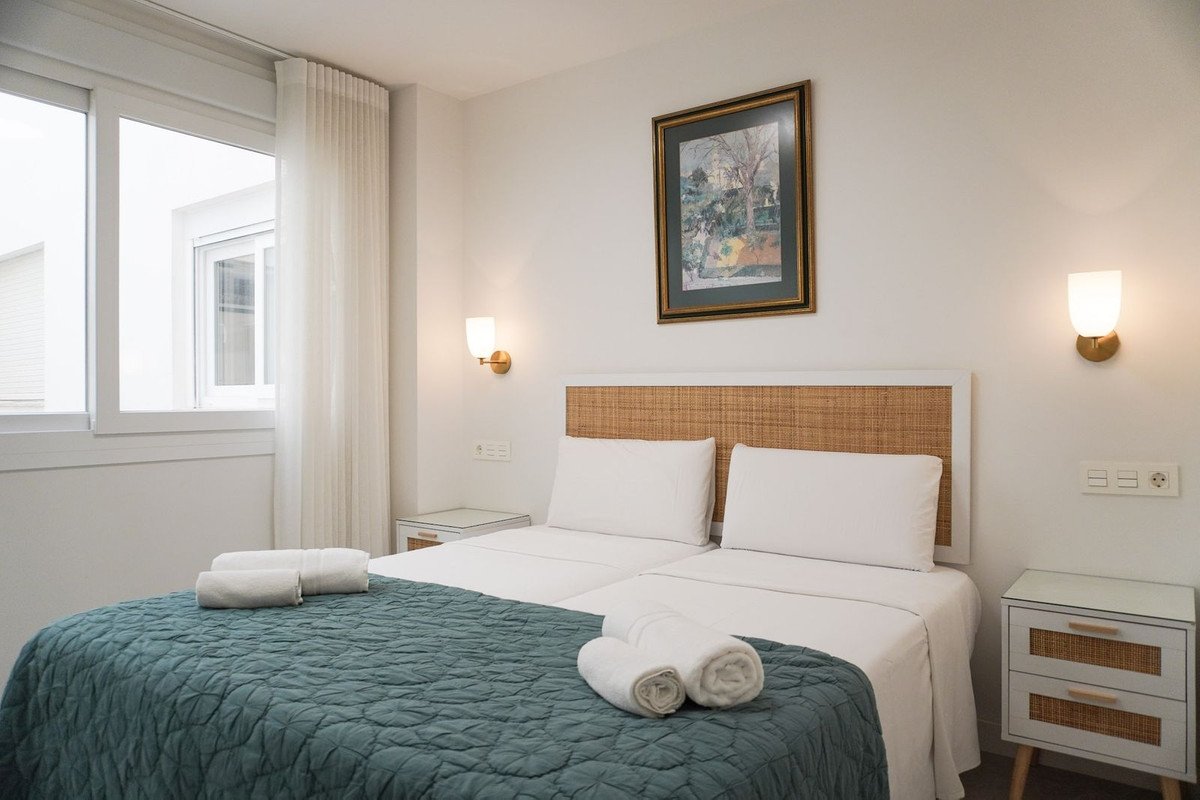 3 Bed Middle Floor Apartment in Fuengirola