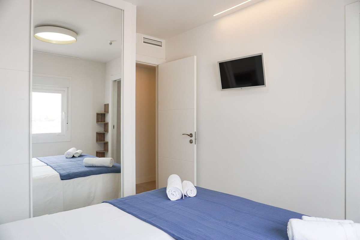 3 Bed Middle Floor Apartment in Fuengirola
