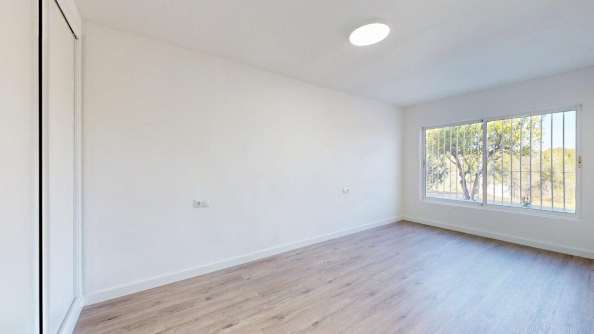 2 Bed Ground Floor Apartment in Villamartin