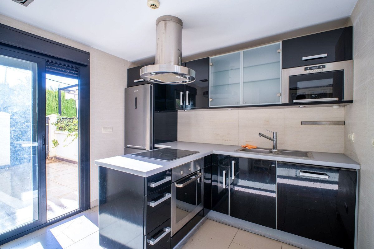 4 Bed Townhouse in Estepona