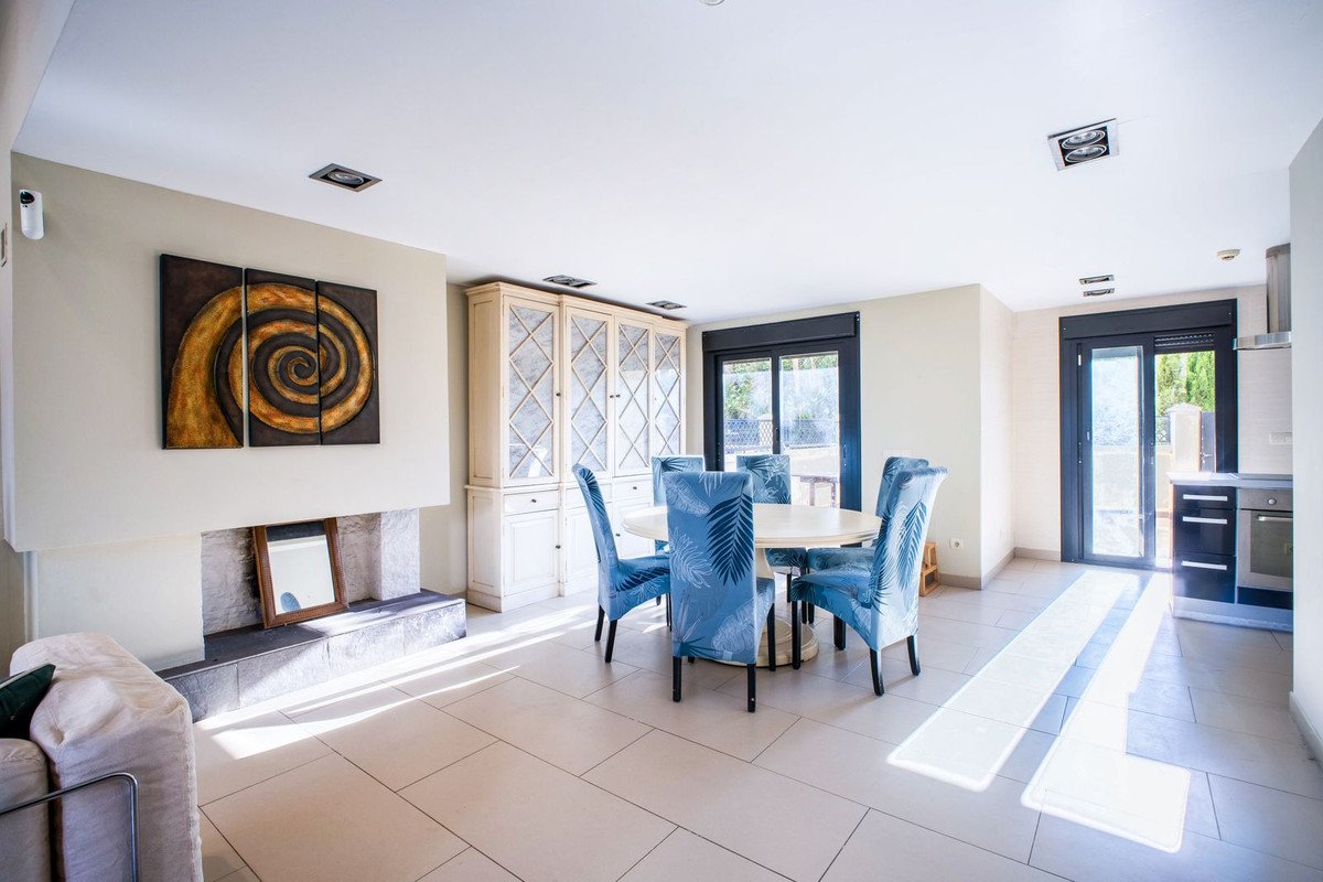 4 Bed Townhouse in Estepona