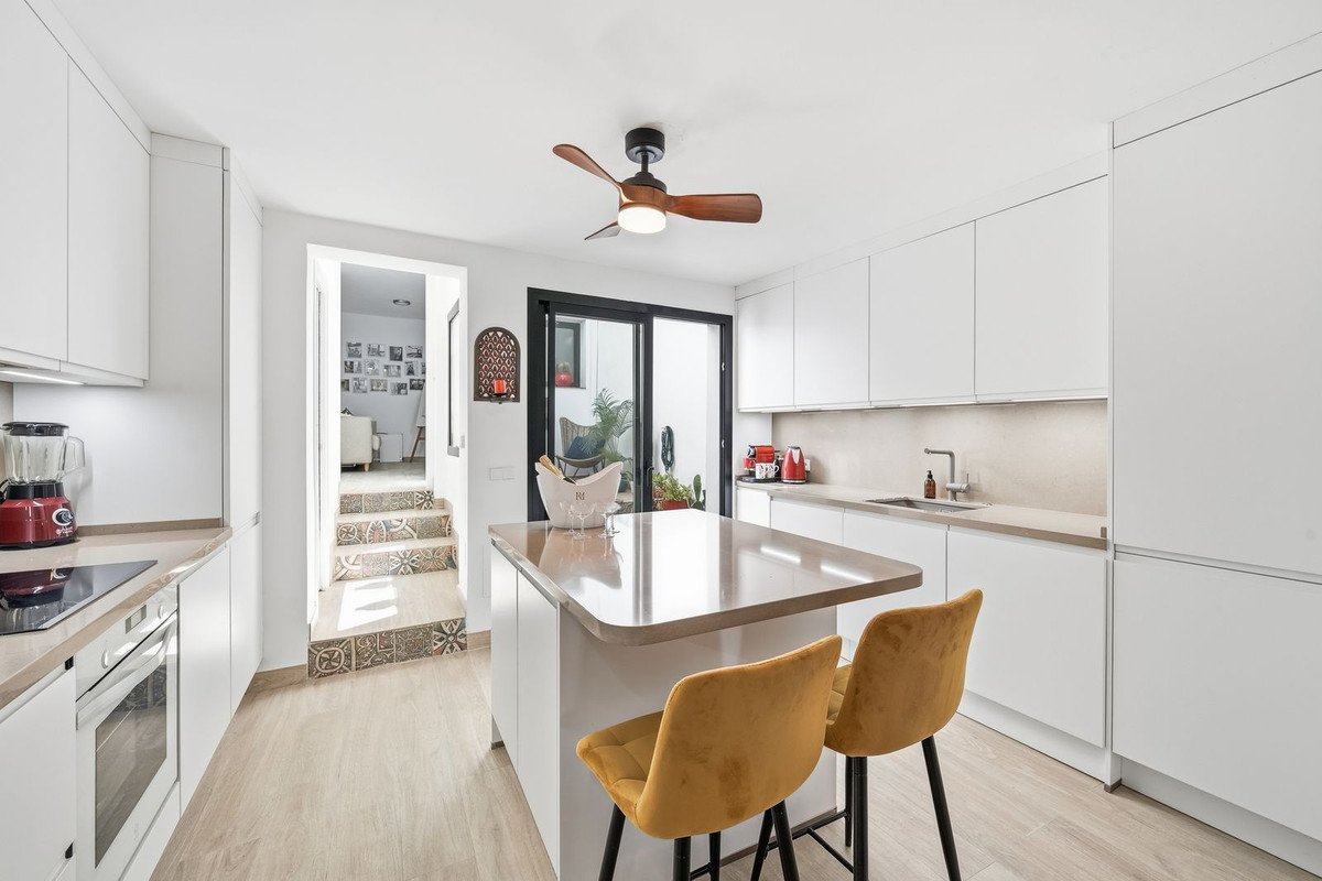 4 Bed Townhouse in Estepona