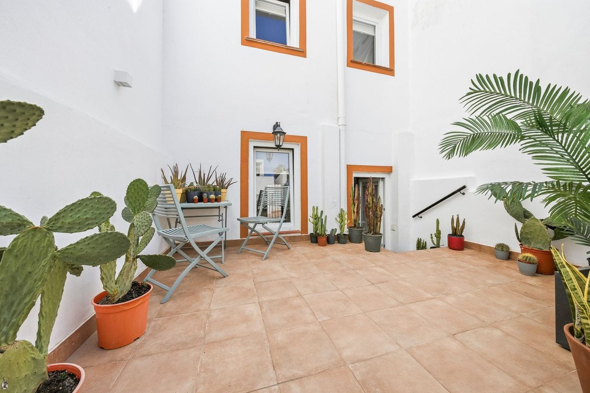 4 Bed Townhouse in Estepona