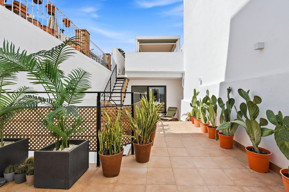 4 Bed Townhouse in Estepona
