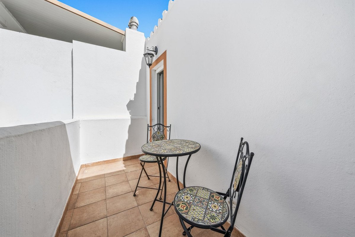 4 Bed Townhouse in Estepona
