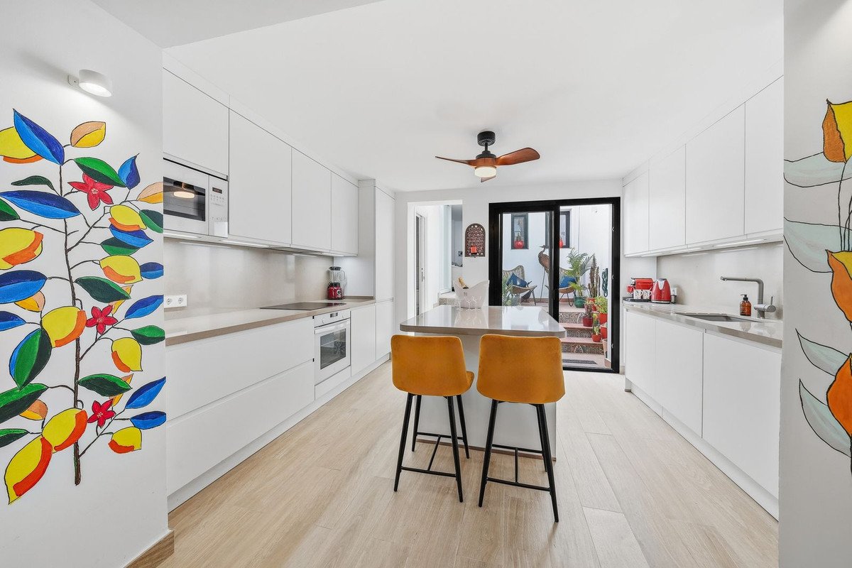 4 Bed Townhouse in Estepona