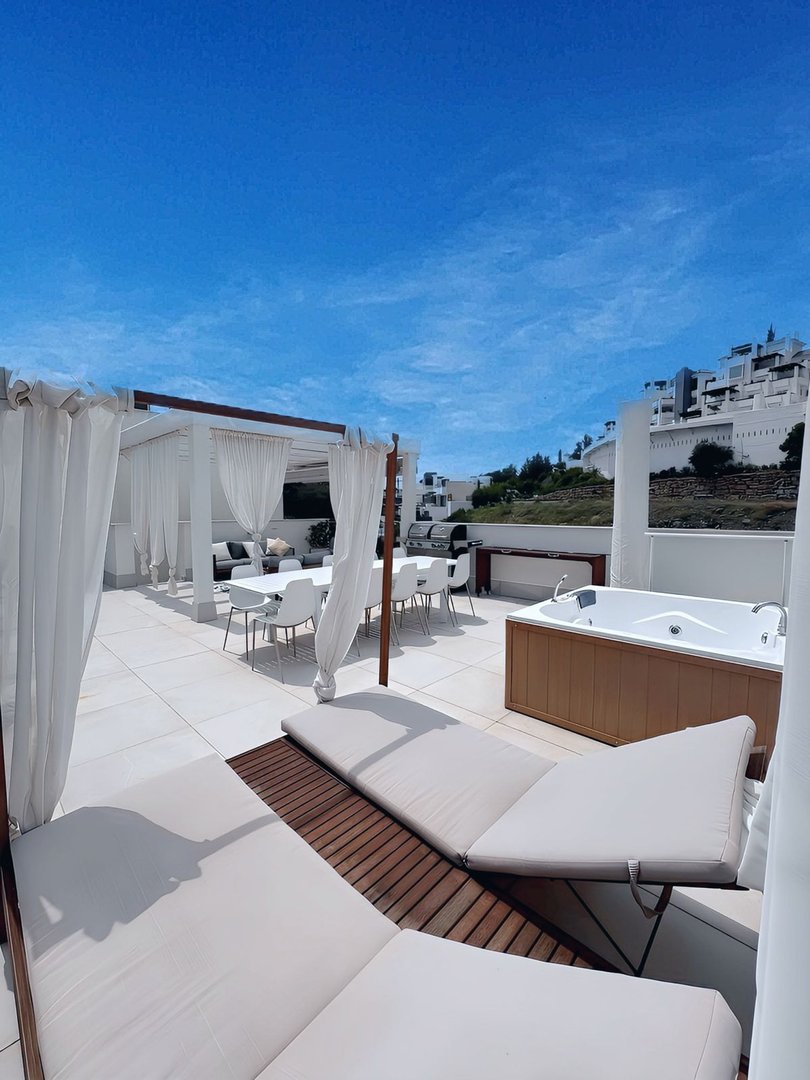 2 Bed Penthouse Duplex in La Quinta