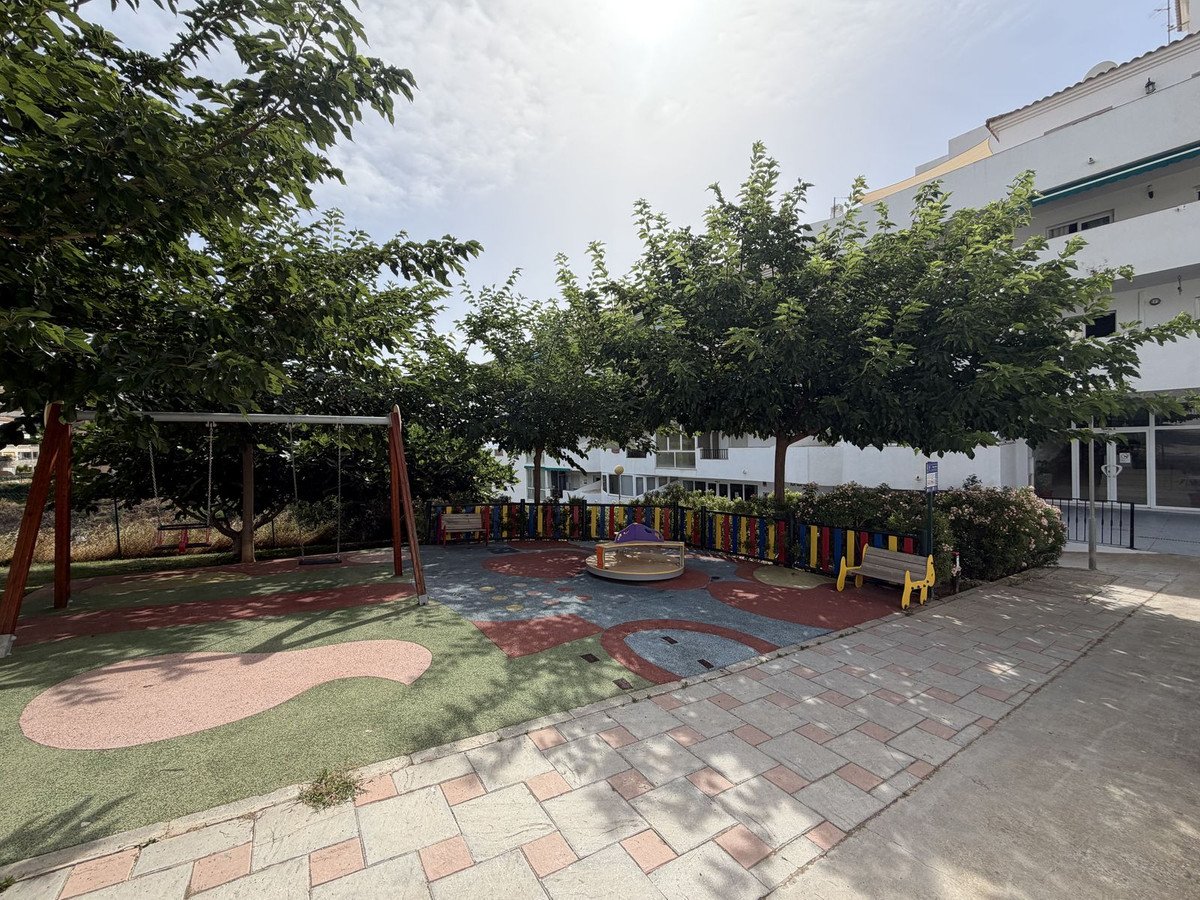 3 Bed Middle Floor Apartment in Torreblanca