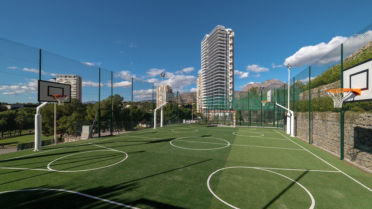 2 Bed Middle Floor Apartment in Benidorm