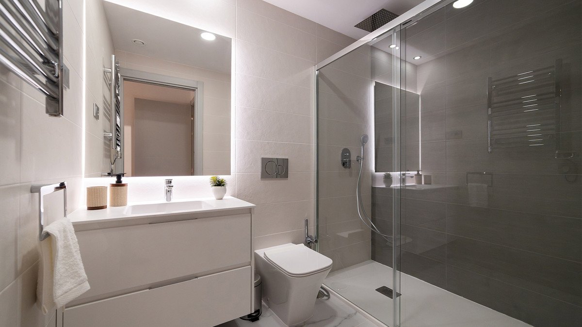 2 Bed Middle Floor Apartment in Benidorm