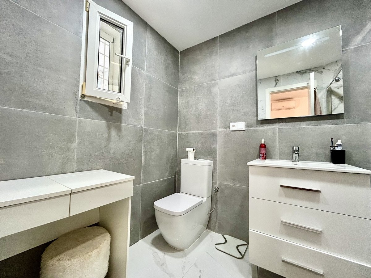 3 Bed Detached Villa in Villamartin