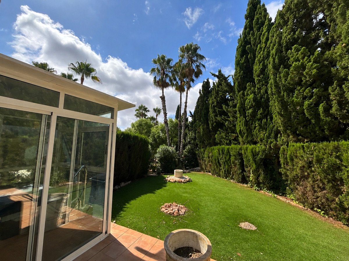 3 Bed Detached Villa in Villamartin
