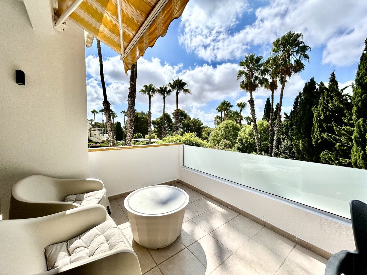3 Bed Detached Villa in Villamartin