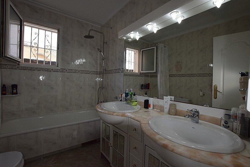 3 Bed Detached Villa in Torrevieja