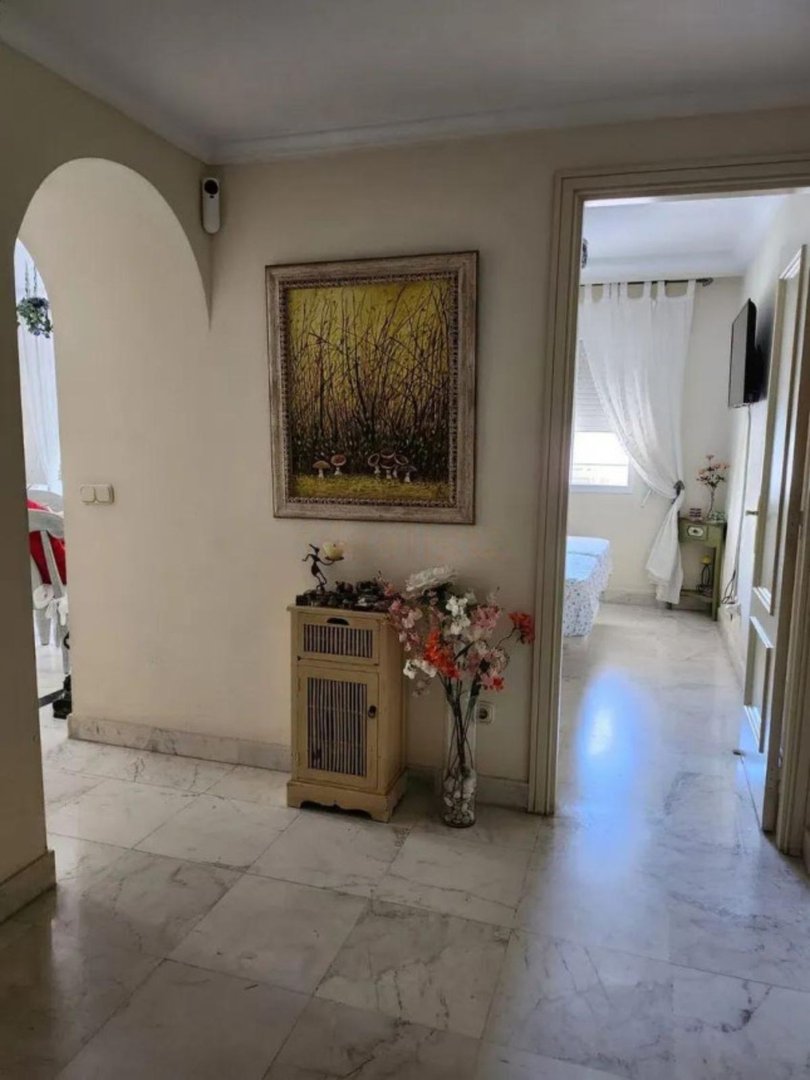 2 Bed Middle Floor Apartment in Puerto Banús