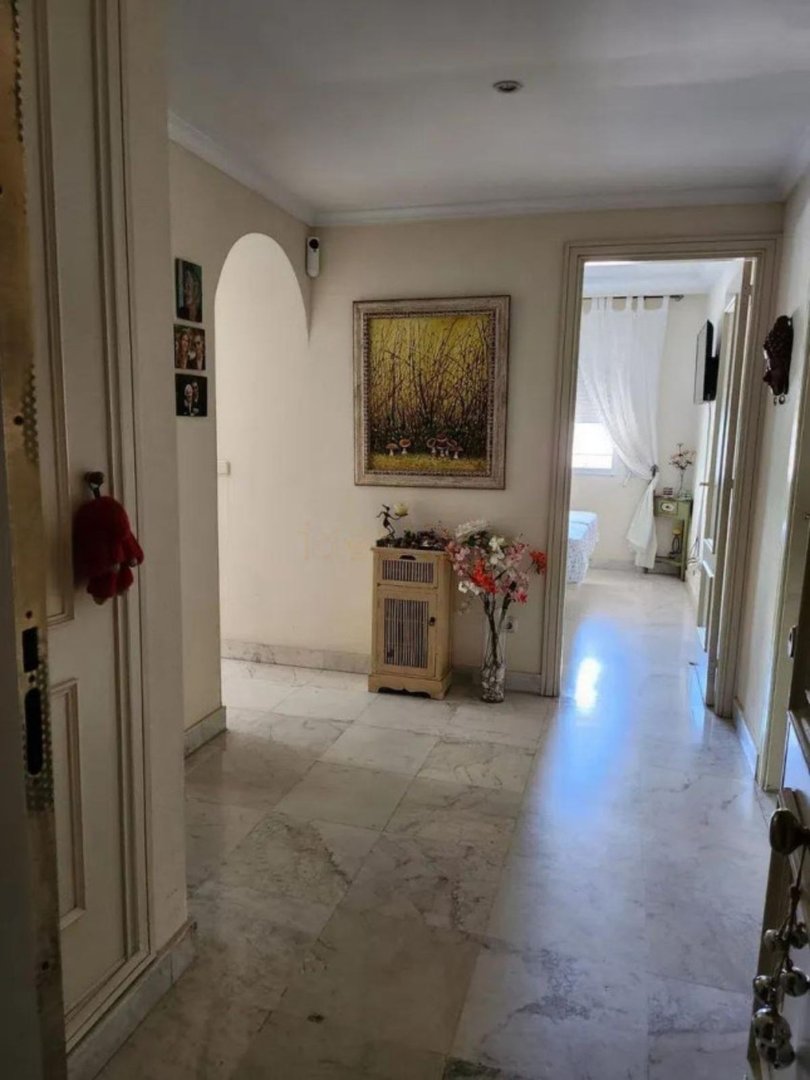 2 Bed Middle Floor Apartment in Puerto Banús