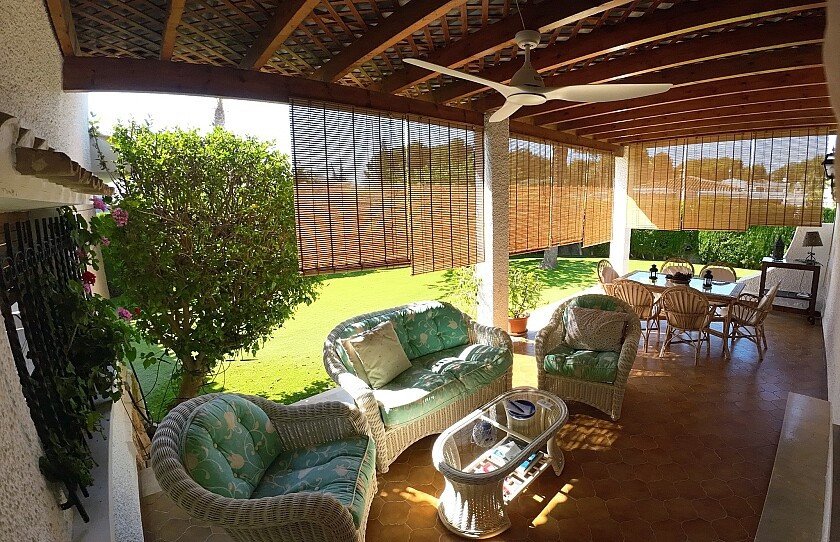 5 Bed Bungalow in Dehesa de Campoamor
